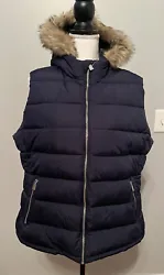 NWT Gap Navy Blue Faux Fur Hooded Winter Puffer VestWomen’s Size XLItem ships within 1 business day of paymentReturns...