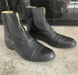 Der Dau Custom Made Equestrian Paddock, Jodhpur Boots, Black, size 9 medium ( although marked 8 EE). Italian leather...