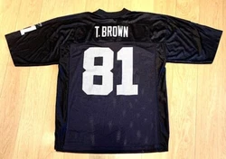 Black & Silver. Note small hole near hem on lower back side of shirt (see photo).