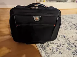 Swiss Gear Wenger Comp-U-Roller Luggage Rolling Wheeled 17 x 14” Computer Bag. Shipped with USPS Priority Mail.