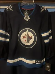 Winnipeg Jets Blue NHL Jersey Youth Large/Extra Large.