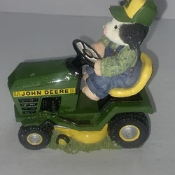 Marys Moo Moos John Deere Figure VIntage 1998 Deere To My Heart Figurine Enesco. Little chip on hatBest offer excepted...