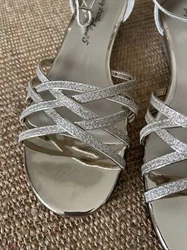 easy street alive 5. 30-8458. Size 7.5M. Gold Glitter. Clear Heel. Strappy!.