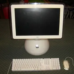 Apple iMac. puis le texte (photo 8) mais ne va pas plus loin. Surfaces correctes, mais il y a des rayures par endroit...