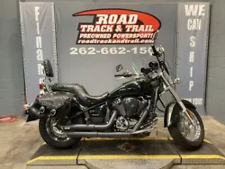 ONLY 16,545 MILES, VANCE AND HINES EXHAUST, WINDSHIELD, STUDDED SEAT, BACKREST, SADDLEBAGS, FUEL INJECTED, AND MORE!...