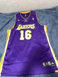 Adidas Men’s Los Angeles Lakers Pau Gasol Jersey XL #16 Purple Used. Great conditions been sitting in my closet for a...
