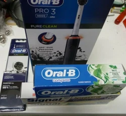 Kit COMPLET Oral-B PRO 3 3000 PURE CLEAN. Une brosse à dent electrique PRO 3 3000 PURE CLEAN 2 BROSSETTES davance....