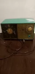 Vintage MCM Philco Tube Clock Radio With Alarm. Turquoise. Working.. #54-9850-2. Good working condition but missing...