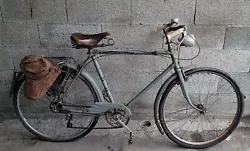 2 Anciens vélos 1 Automoto 1 HWE heidemann werke old bike bici bicycle antique. Vendu en létat comme sur les photos...