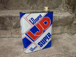 LJD Super. ORIGINAL FRENCH Can oil LJD Super. This old can oil. je vous propose cet ancien et rare WHAT YOU SEE IN THE...