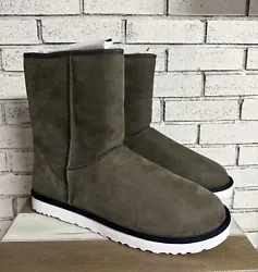 UGG Australia Classic Short Boots Grey Leather Lamb Fur Available Size 17 and 18.