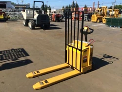 THIS IS A USED YALE 5000 LB. ELECTRIC JACK WITH 48