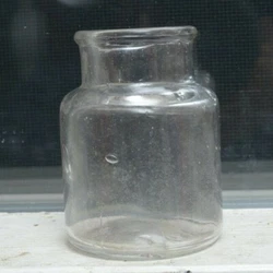 Small jar. No glass stopper included.