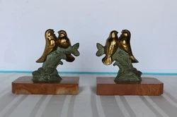 Charmants Serre-livres ancien, oiseaux en Métal Doré et Marbre, les marbres sont impeccables, petite perte de dorure...