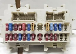                      2004 08 NISSAN MAXIMA INTERIOR FUSE RELAY JUNCTION BOX ASSYPART NUMBER AM60A-4K04 OEM ...