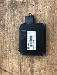 MASS USED AUTO PARTS 2008-2012 09 10 11 AUDI A8L HOMELINK GARAGE DOOR CONTROL MODULE Used OEM. Condition is Used.W48FEP