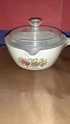 [B4] --- Vintage Corning Ware Spice of Life La Sauge P-89-B Sauce Pan w/ Lid.  ---  This saucepan is in excellent,...