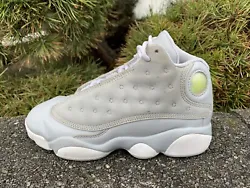 Girls Nike Air Jordan XIII 13 Wolf Grey GP 2017 Retro 439669-018 Sz 1Y. Preowned. Please expect some creasing and dirt...