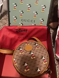 Brand new with box and dust bag Cool collection limited edition Guaranteed authentic Gucci Disney Mickey Mouse Supreme...