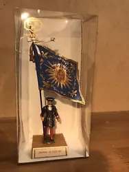 CBG Mignot ancien : Ancien Régime Porte drapeau Louis XIV  Occasion en bon état ; belle peinture Très belle pièce...