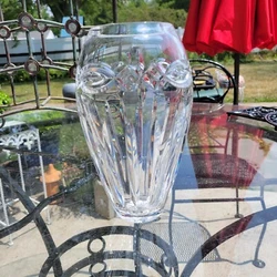 Dolmen Waterford Crystal 9 Inch VASE. Stunning and sparkling. Etched made in Ireland 2004. No chips, cracks or stains....