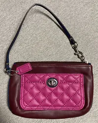 COACH Burgundy Wristlet Leather. Very good condition looks new