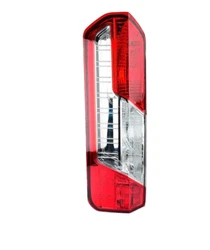 Référence OEM : BK3113405AG. Feu arrière Gauche.
