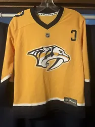 NHL Nashville Predators Hockey Jersey Youth Small/M Yellow Gold #1 Captain. Great condition C is upside down on the...