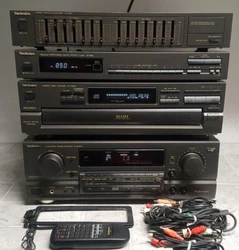 Technics Digital Stereo System SA-GX670/SL-PD825/ST-K50/SH-8017 w/Remote & Cable. Works sold as is in pictures no...