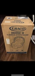 Graco Snugride 30 Infant Car Seat and Base in Tansy Fashion Color.