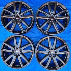 MINI F54 Clubman. Modèle de jante JCW Grip Spoke 520. Fabricant de jantes Mini. Original Oui. Partenaire fiable....