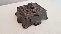 Old box.Ancienne boite. end 19th century.