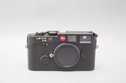 Recently serviced by Leica authorised service centre - Imaging by Design (completed June 2023) . Safe and secure....