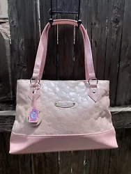 Sanrio Hello Kitty Pink Purse Vintage 2007 Y2K. I purchased this purse from the Sanrio Store in the 2000s. I have been...