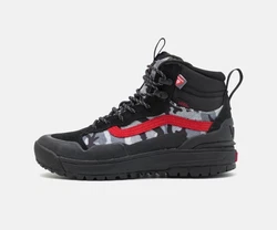 Vans Ultrarange Mte neuves noir camouflage neuf T 40.5 (correspond à un 41)