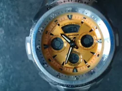 Montre casio g shock doccasion mais parfait état. Series: 701. Weight: 73.8 g. Battery Life: 3 years. Battery: SR927W....
