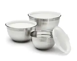 The Cuisinart set of stainless steel mixing bowls come in a set of three with tight-fitting lids for storage. The 1.5...