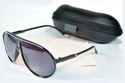 Lunettes de soleil style carrera [ 3 couleurs au choix ]. 1x Chiffonnette microfibre grise. Satisfait ou 100%...