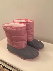 Toddler Girl Old Navy Pink/Gray Winter Snow Boots (Size: 11). Shipped with USPS Priority Mail.