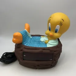 Vintage Tweety Bird bed nest alarm clock by Westclox Model 32402. Tested and working. Please see photos for detail on...