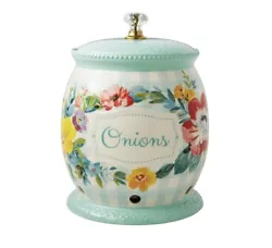 Pioneer Woman Sweet Romance 7.4-inch Ceramic Onion Keeper with Lid. Practical and pretty kitchen utensil that helps...