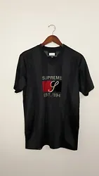 supreme jersey Soccer Est 1994. Condition is Pre-owned. Shipped with USPS Ground Advantage.