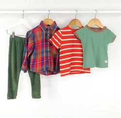Serendipity – green trousers, velour. Organics for Kids – green t-shirt with pink trim (1-2 years). TU – orange...
