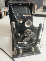 Vintage Rollex Appareil Photo. Appartenait je pense à mon grand père. Il semble fonctionner, lobturateur fonctionne...