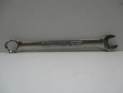 Craftsman 11mm Combination Wrench 12 Point -VA 42915 USA. it is good used condition. what you see in the picture...