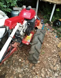 Vends motoculteur ISEKI SA 573 F type S de 2009. Excellent état. Révision faite prêt à travailler. Roues 6.00-12....