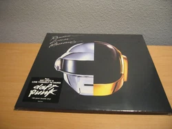 Never opened. Sealed and fresh.