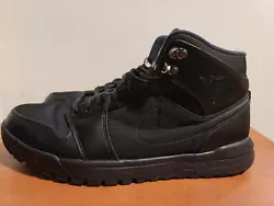 2013 Nike Air Jordan 1 Trek Triple Black 616344-010 Size 12 Sneaker Boot.