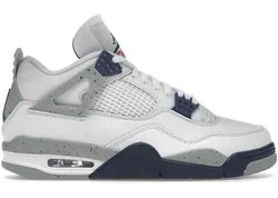 Jordan 4 Retro Midnight Navy.