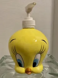 Tweety Bird Warner Brothers Liquid Soap Dispenser Vintage 1993.